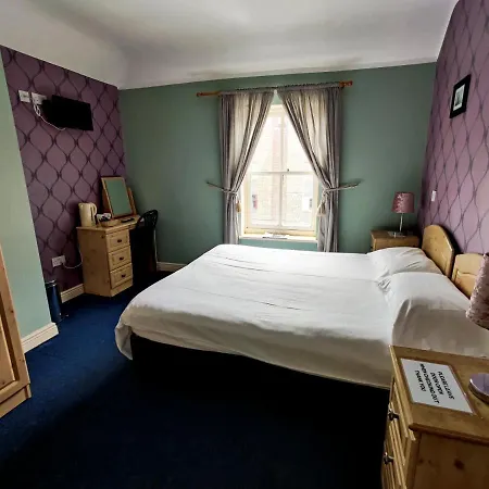 The Shipwright Guest house 3*