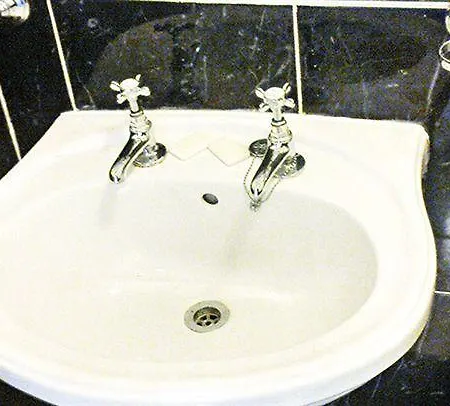 The Shipwright Guest house 3*