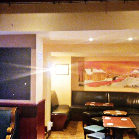 招待所 The Shipwright